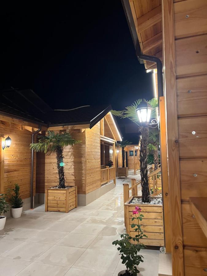 Bujtina Siar Hotel Pogradec Exterior foto